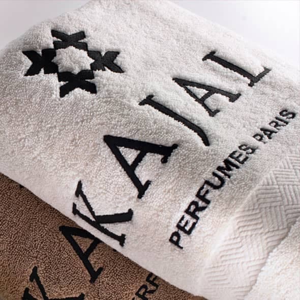 هدیهای خاص برای پزشکان زحمت کش ایرانزمین